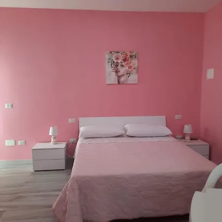 Miriam Apartment